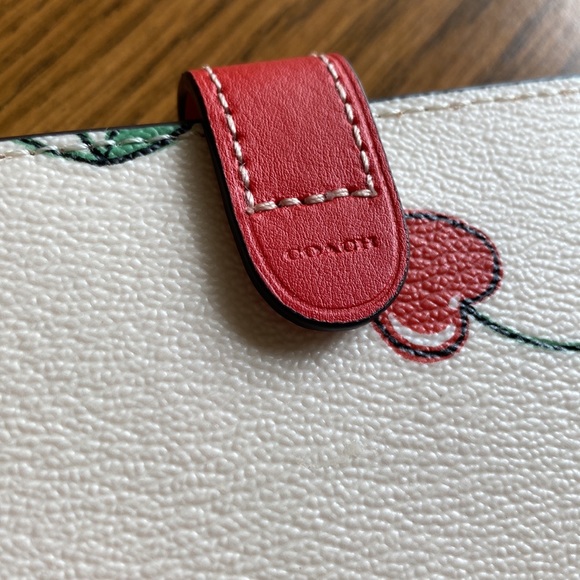 Coach Cherry Notebook - Picture 13 of 15